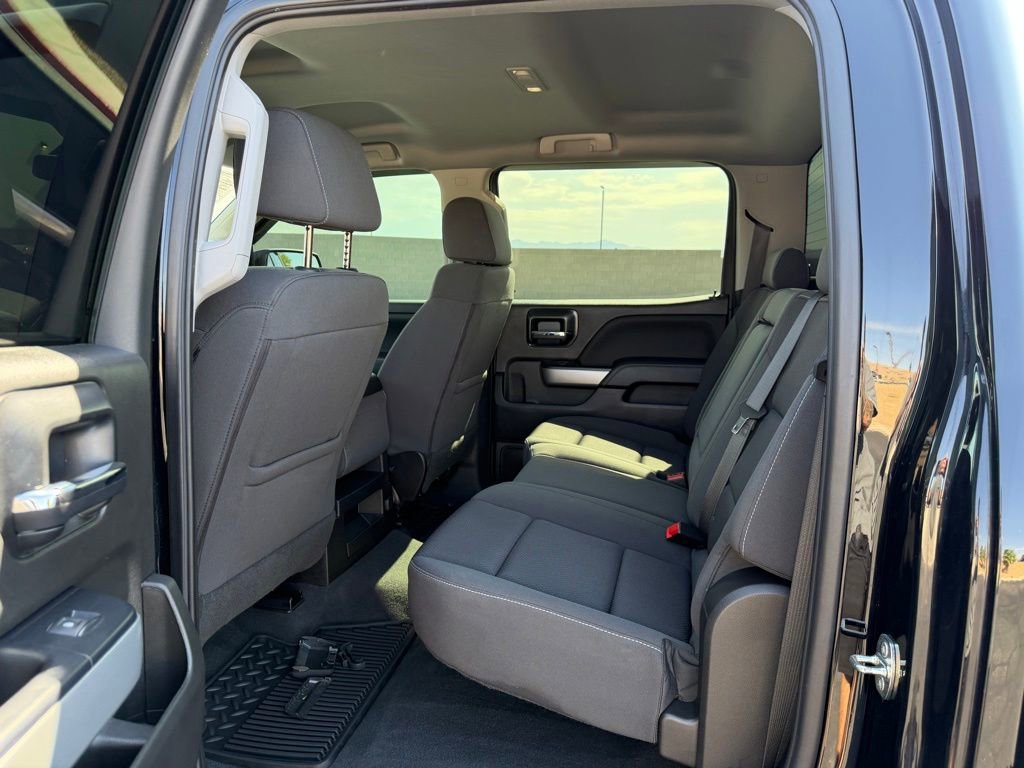 Used 2018 Chevrolet Silverado 1500 LT w/ All Star Edition AWD/4WD image 18