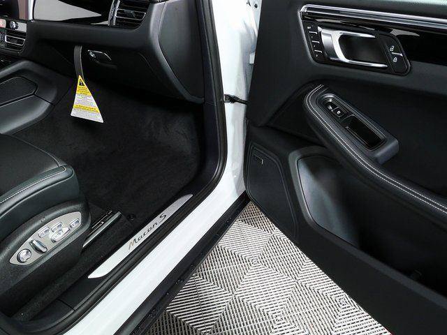 New 2026 Porsche Macan S AWD/4WD image 27