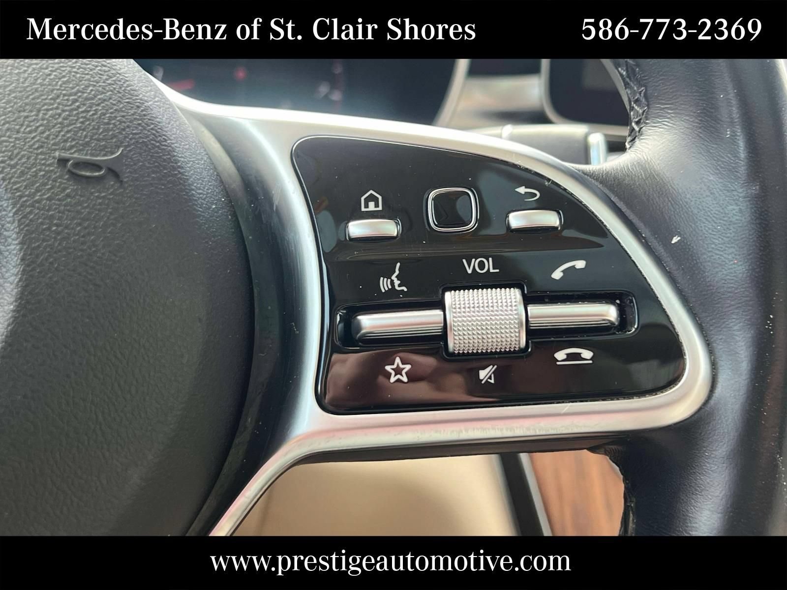 Used 2021 Mercedes-Benz GLC 300 4MATIC image 26
