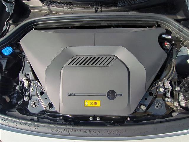 New 2025 MINI Cooper Countryman SE w/ Comfort Package Max image 17