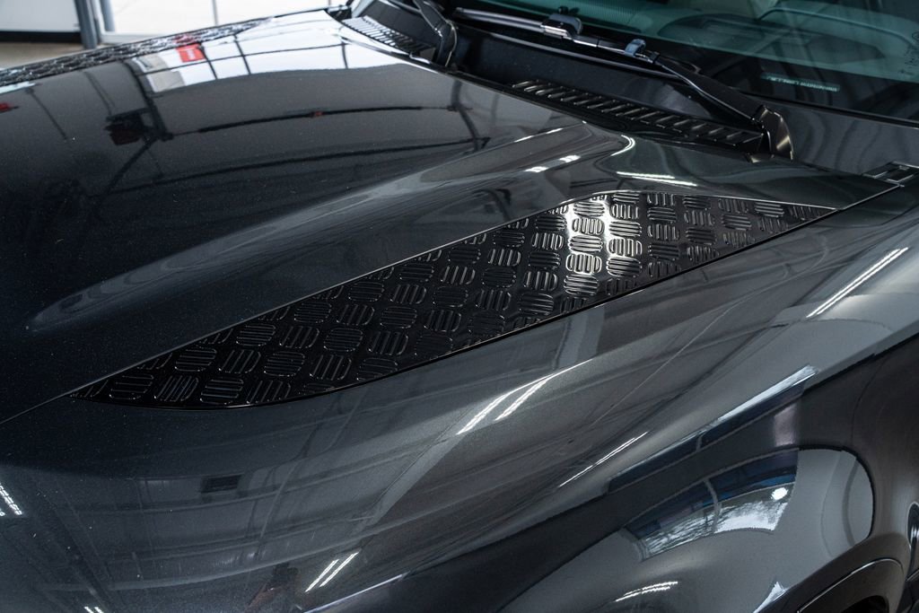 Used 2023 Land Rover Defender 130 X-Dynamic SE image 22