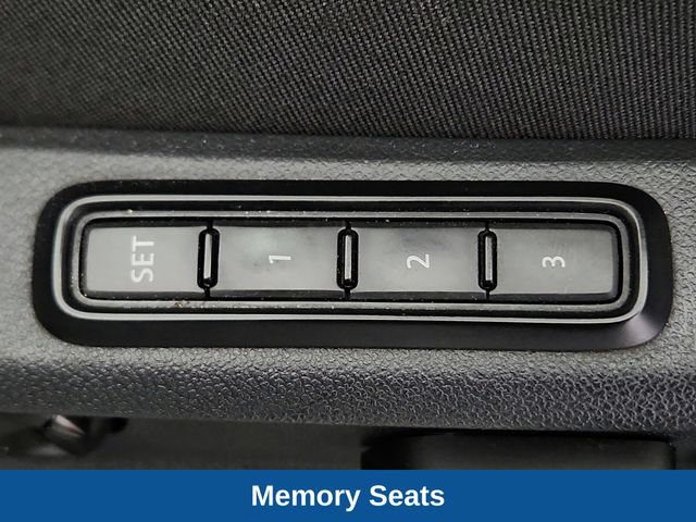 Used 2021 Volkswagen Atlas SEL AWD/4WD image 25