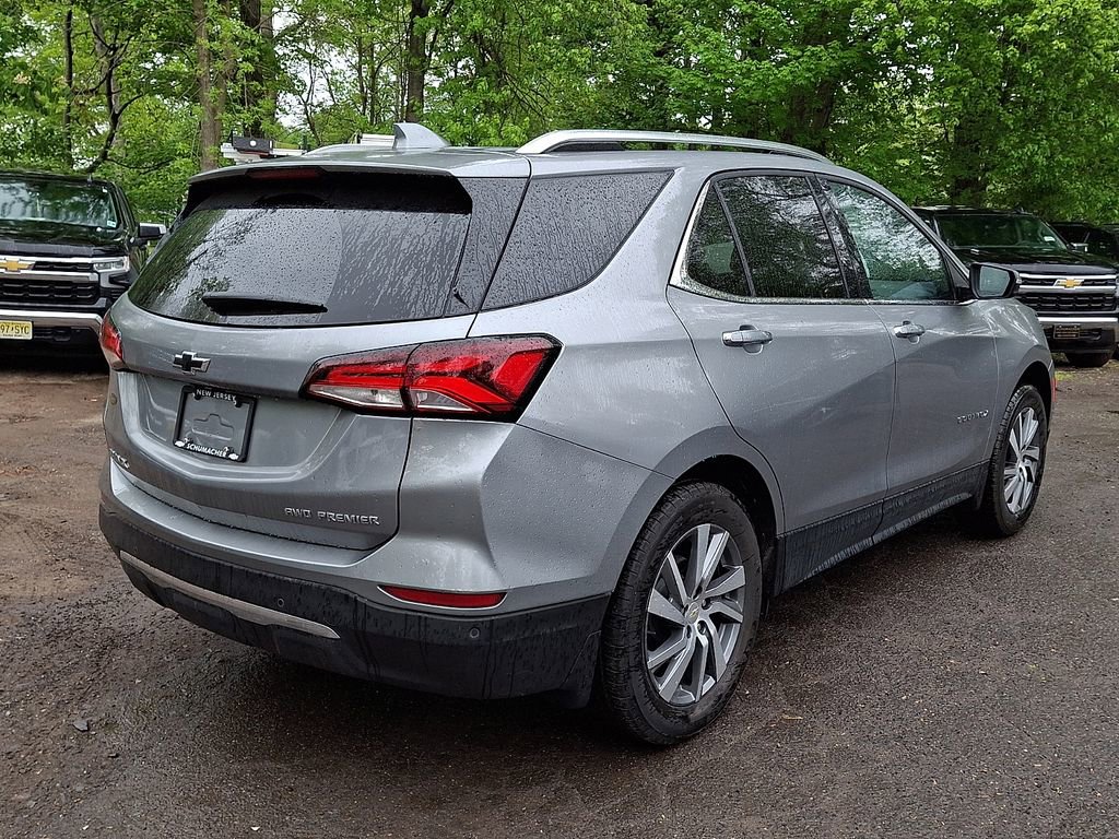 Used 2023 Chevrolet Equinox Premier AWD/4WD image 8