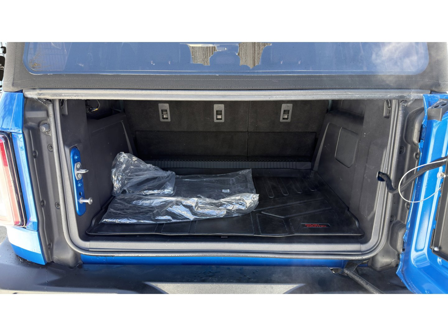 Used 2022 Ford Bronco Wildtrak image 37