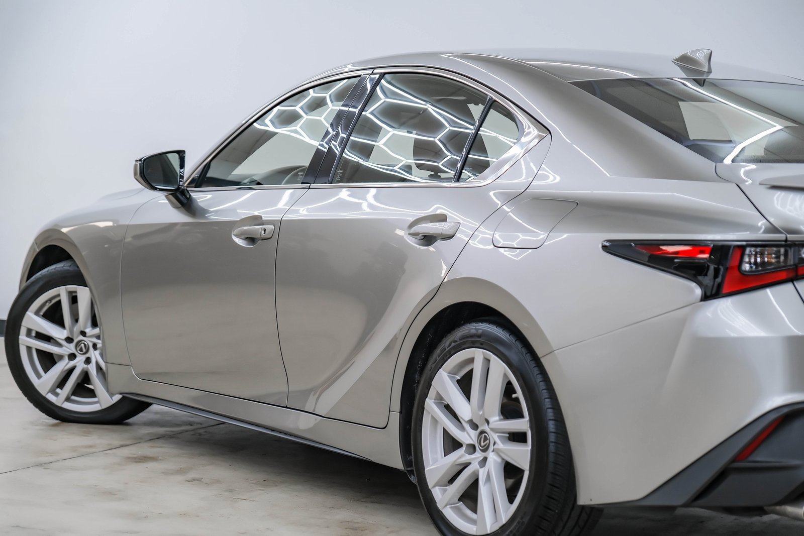 Used 2022 Lexus IS 300 image 14