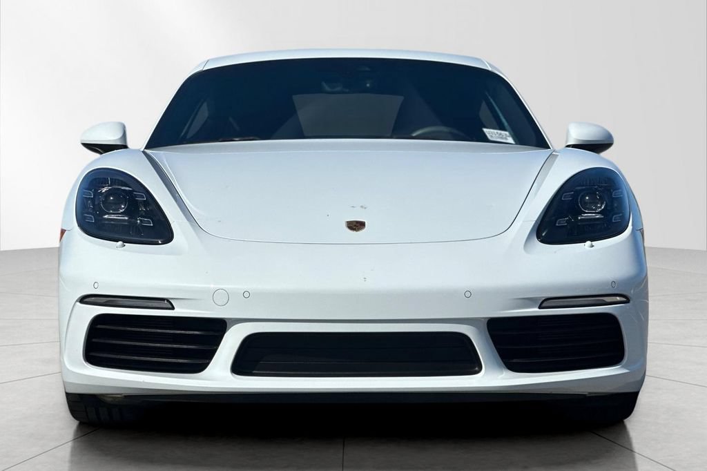 Used 2022 Porsche 718 Cayman RWD image 9