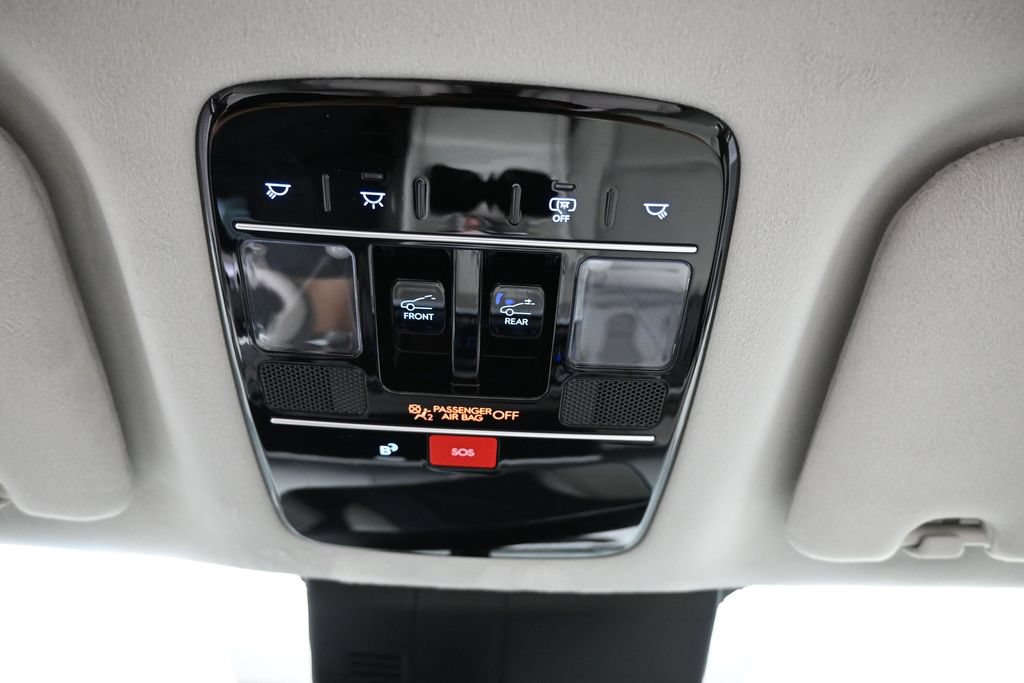 Used 2025 Hyundai Santa Fe Calligraphy FWD image 25