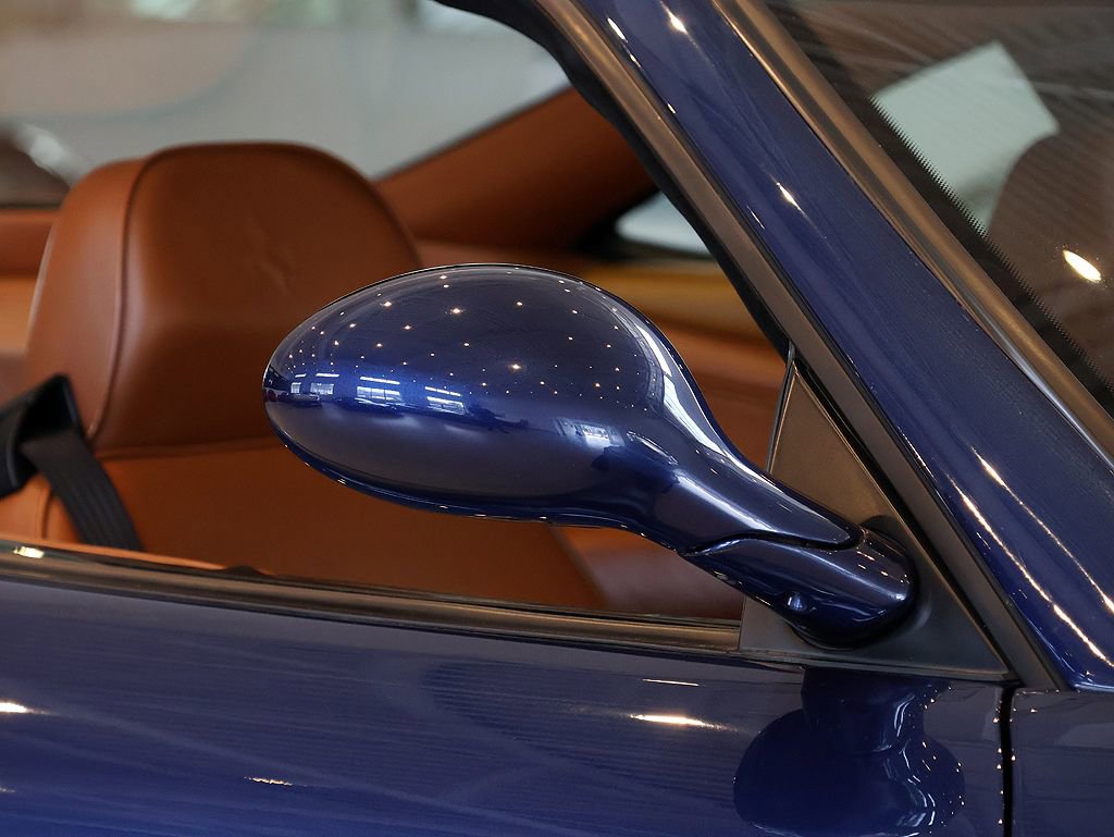Used 1999 Ferrari 550 Maranello Coupe RWD image 8