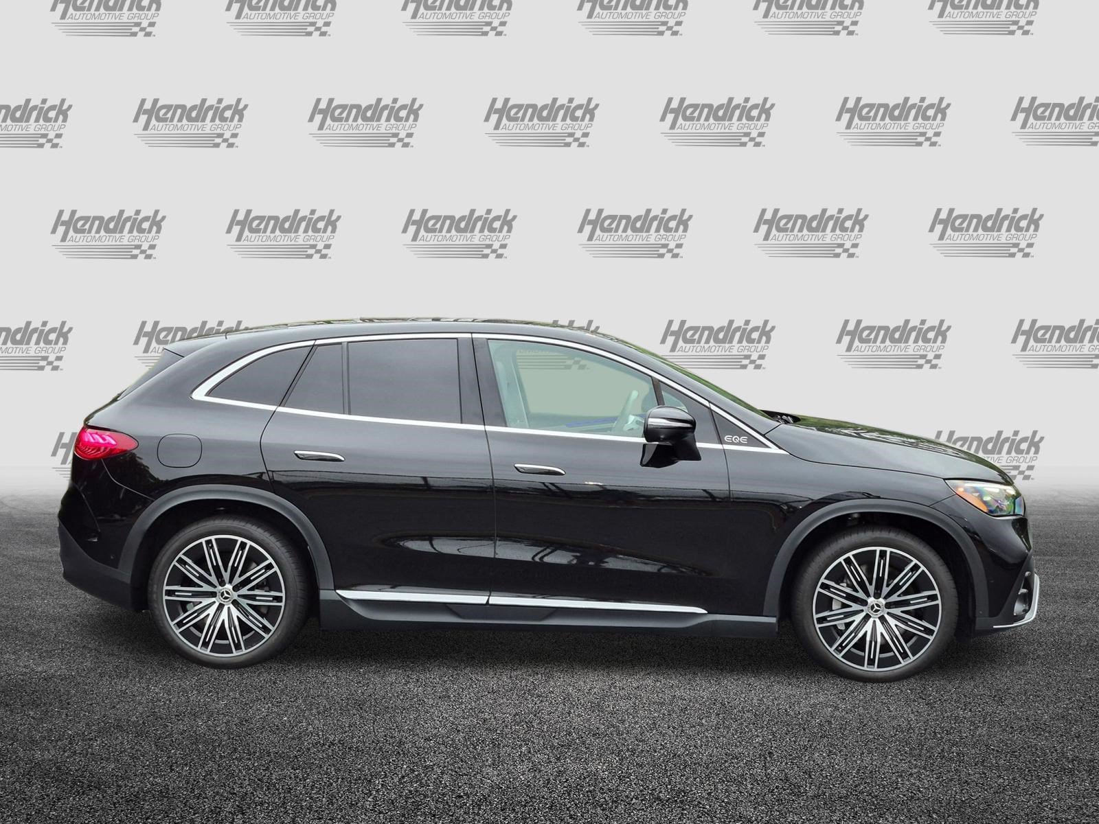 Certified 2023 Mercedes-Benz EQE 500 4MATIC SUV image 11