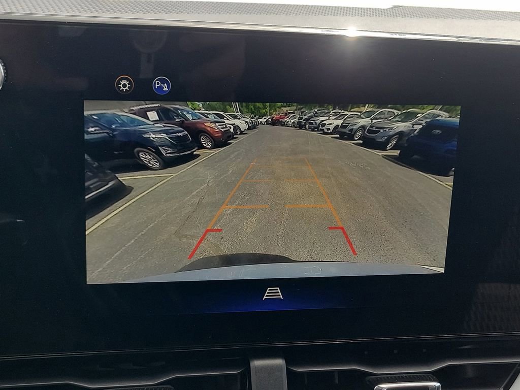 Used 2025 Chevrolet Equinox LT FWD image 29