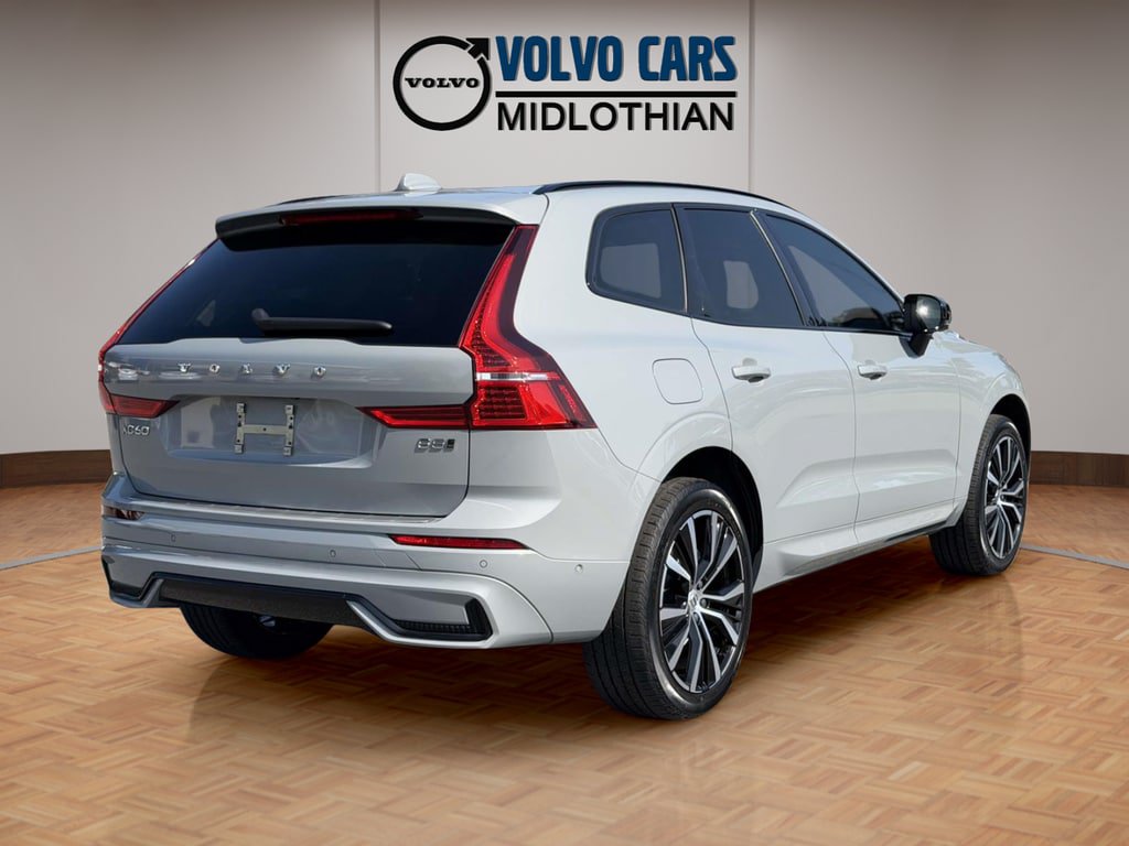 Used 2024 Volvo XC60 B5 Plus w/ Protection Package Premier AWD/4WD image 19