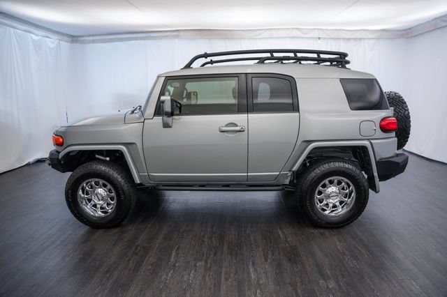 Used 2011 Toyota FJ Cruiser 4WD w/ Upgrade Pkg image 7