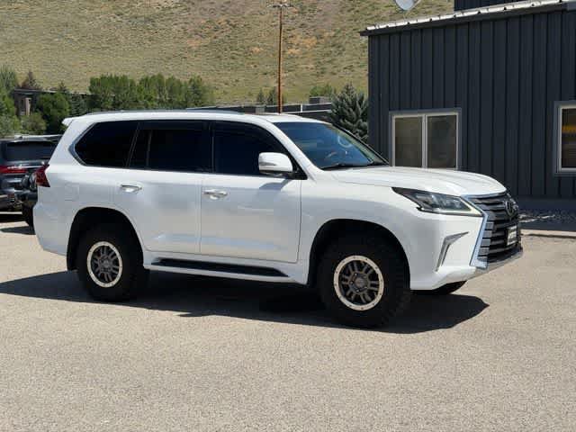 Used 2019 Lexus LX 570 4WD w/ Luxury Package image 7