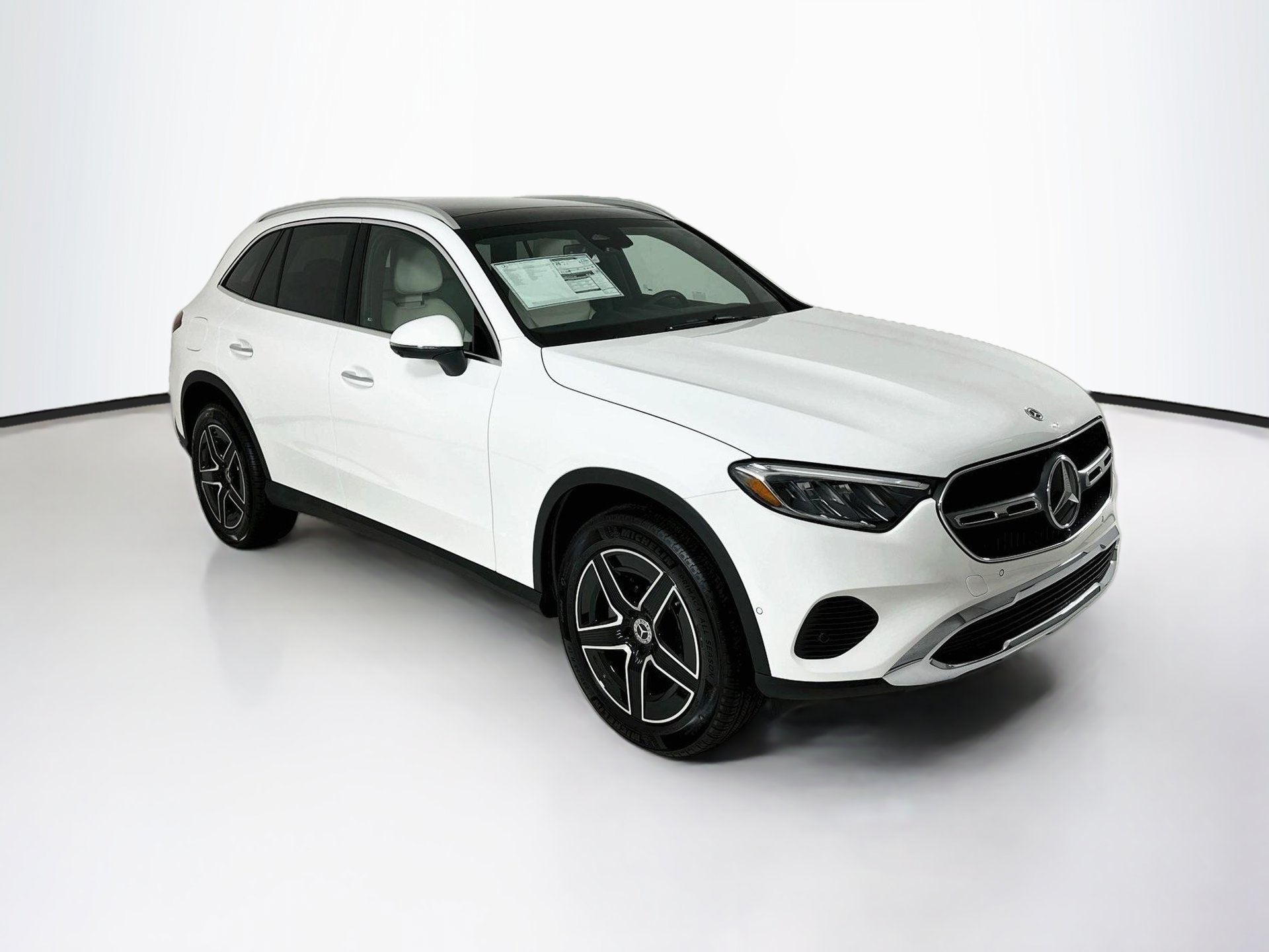 New 2027 Mercedes-Benz GLC 300 4MATIC image 1