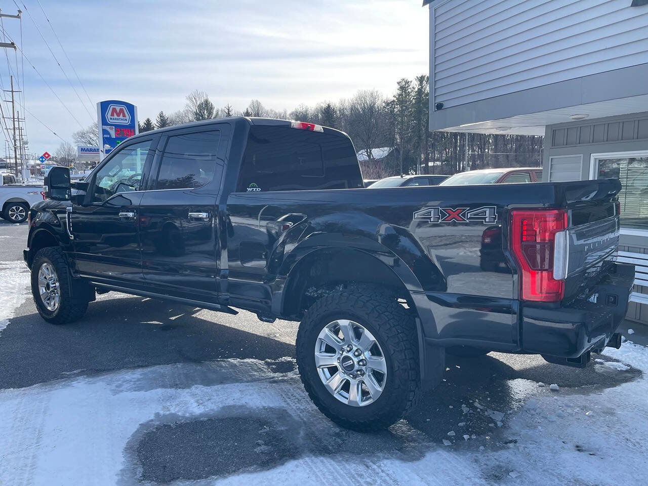 Used 2018 Ford F350 Platinum AWD/4WD image 5