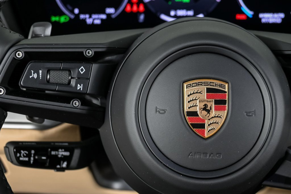 New 2025 Porsche Cayenne S image 10