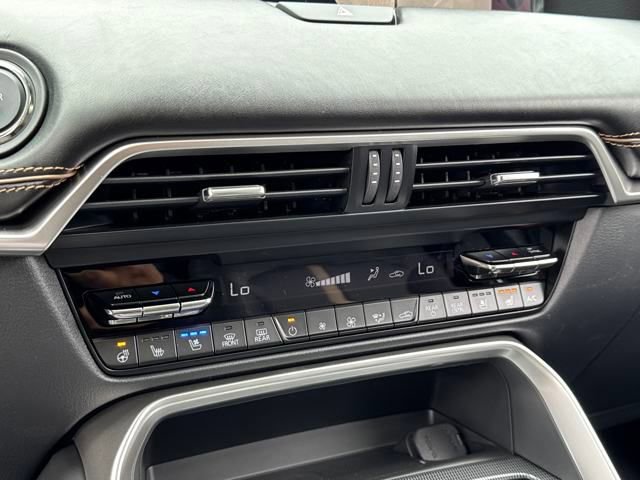 New 2025 MAZDA CX-70 Plug-In Hybrid w/ Premium Plus image 15