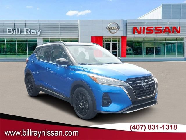 Used 2023 Nissan Kicks SR w/ SR Premium Package FWD image 1