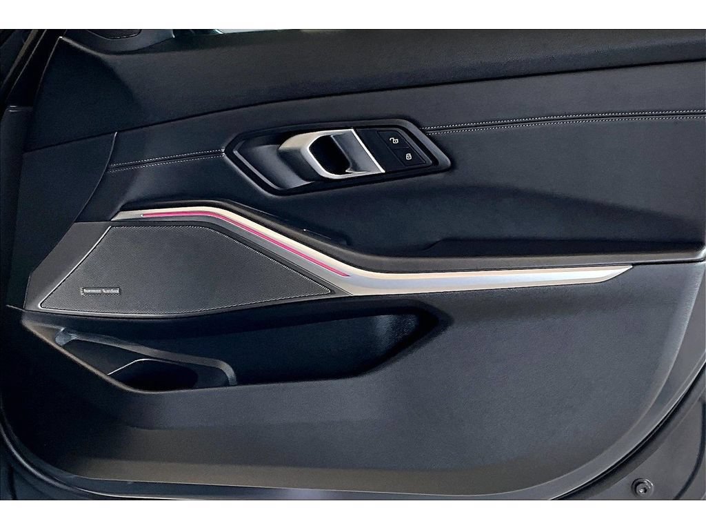 Used 2025 BMW M3 Competition AWD/4WD image 24