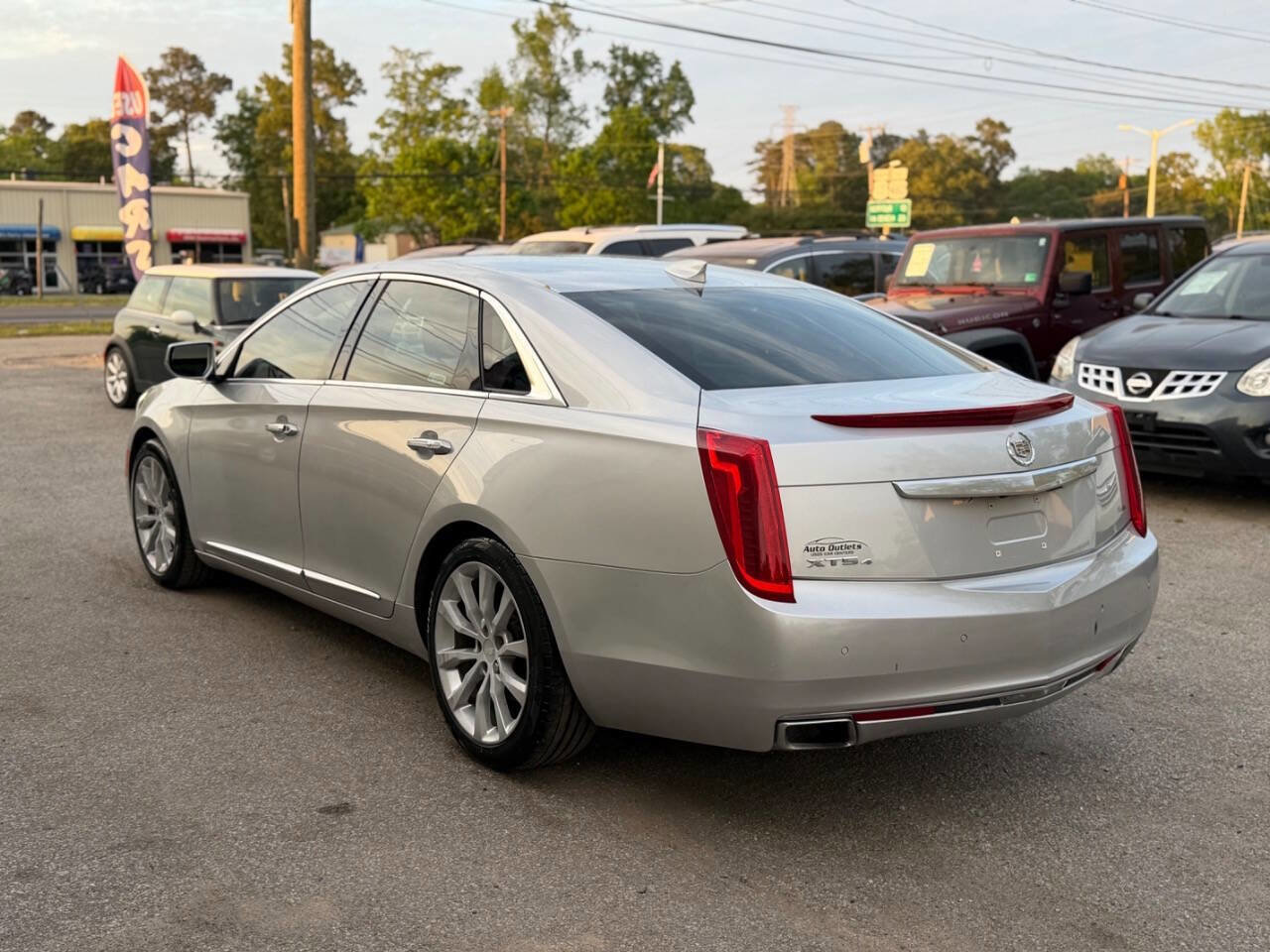 Used 2015 Cadillac XTS Luxury image 5