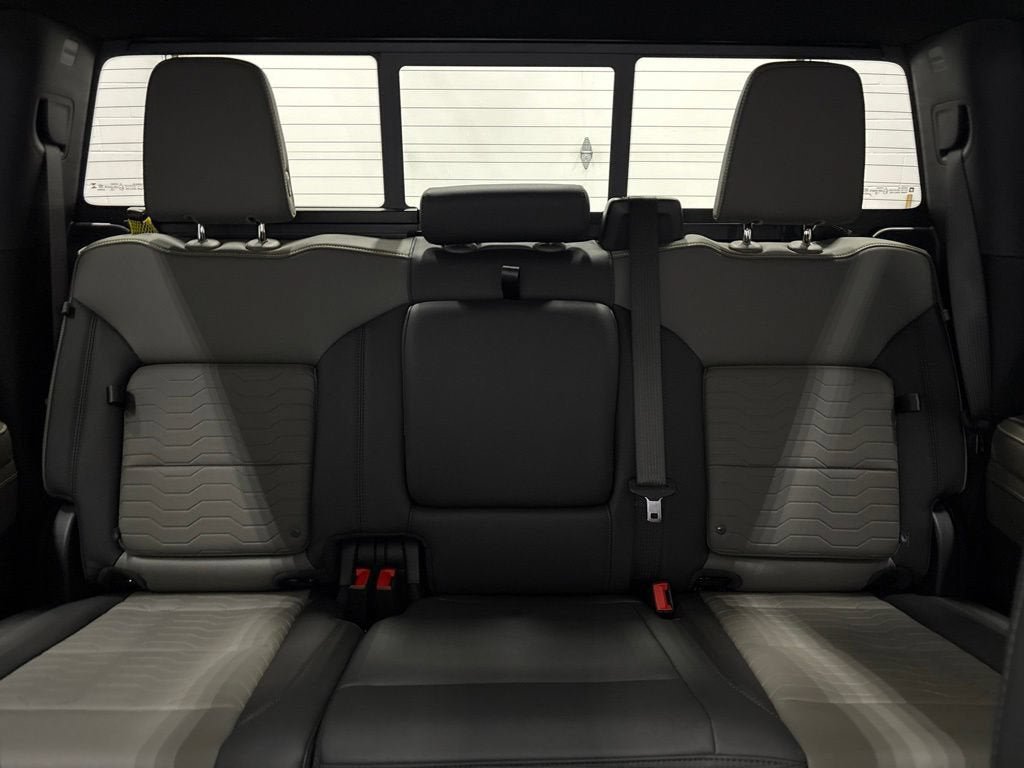 New 2026 Chevrolet Silverado 2500 ZR2 AWD/4WD image 33