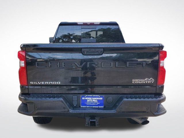 Used 2022 Chevrolet Silverado 2500 High Country w/ Safety Package II AWD/4WD image 3