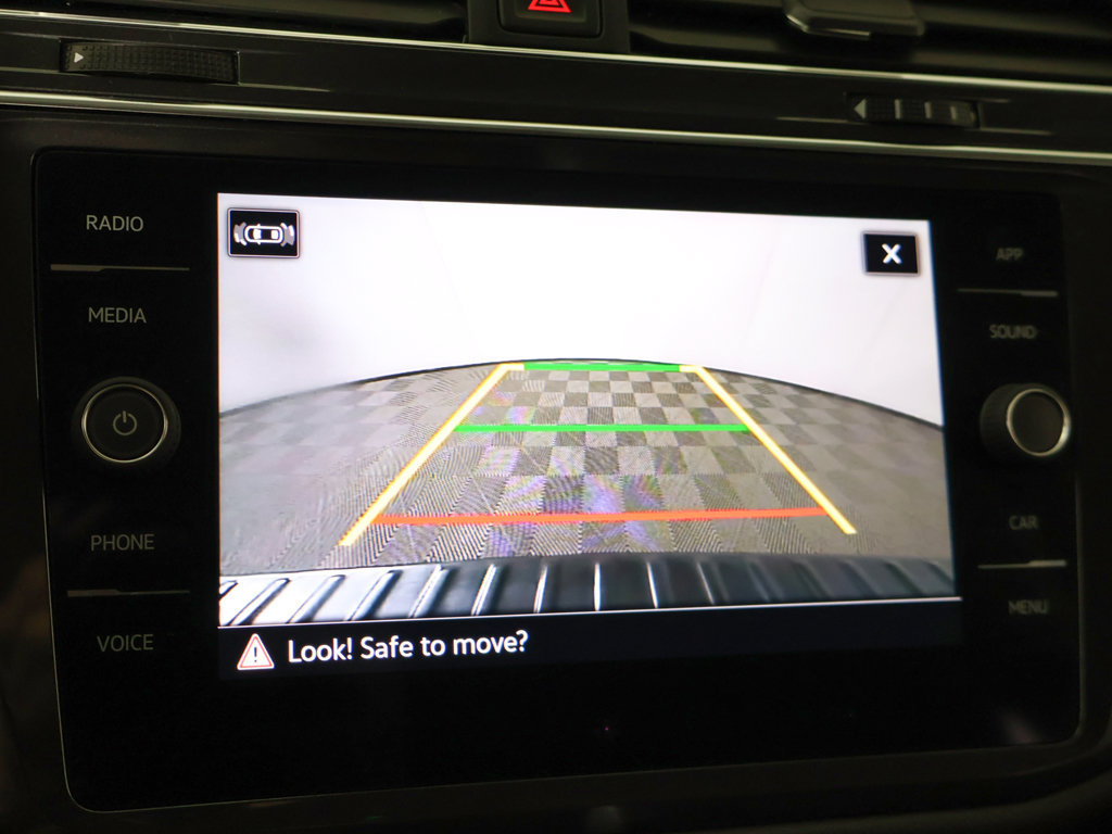 Used 2023 Volkswagen Tiguan SE FWD image 46