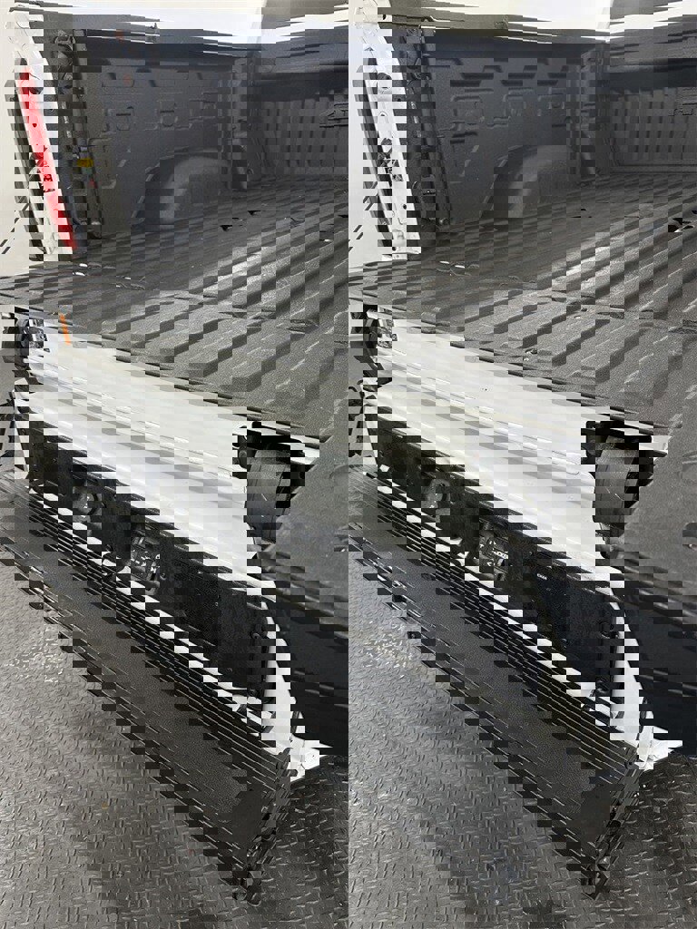 Used 2021 GMC Sierra 2500 AT4 w/ AT4 Premium Plus Package image 36