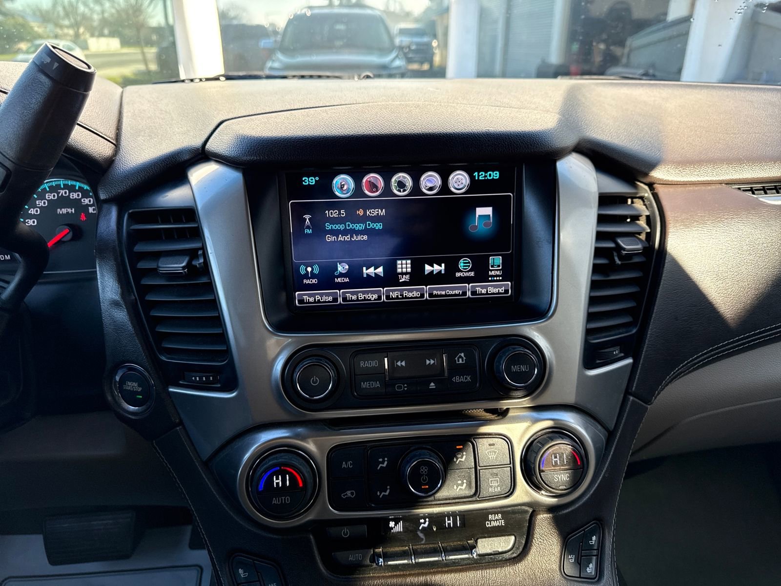 Used 2016 Chevrolet Tahoe LTZ image 18