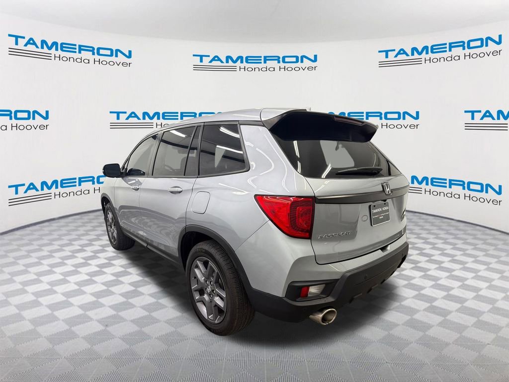 Used 2023 Honda Passport EX-L image 3