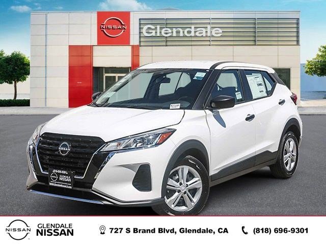 New 2025 Nissan Kicks Play S w/ Interior Electronics Package FWD image 1