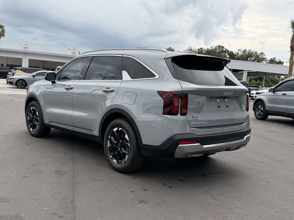 New 2026 Kia Sorento S FWD image 6