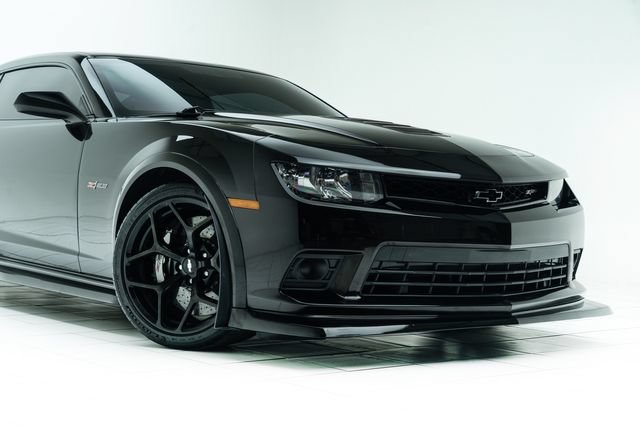 Used 2015 Chevrolet Camaro Z/28 RWD image 4