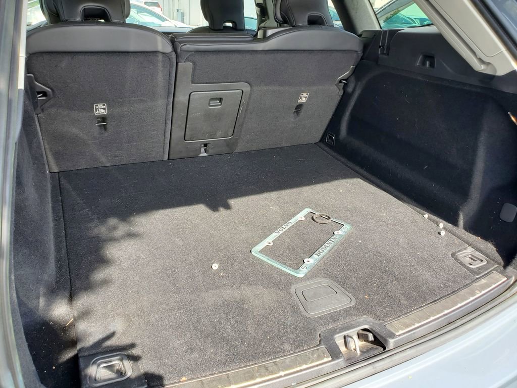 Used 2022 Volvo XC60 B5 Inscription image 8