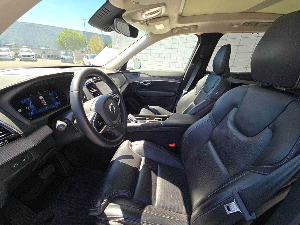 Used 2024 Volvo XC90 T8 Ultimate w/ Lounge Package AWD/4WD image 23