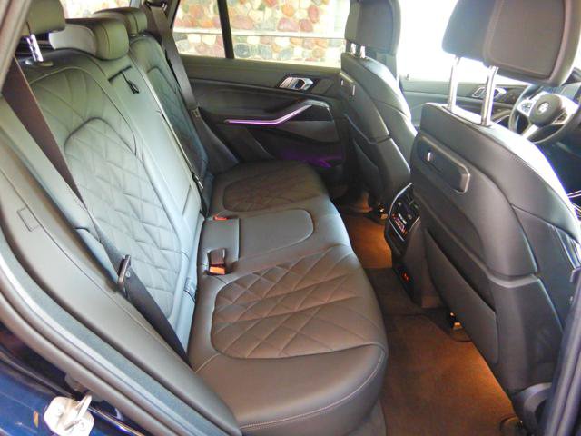 Used 2026 BMW X5 xDrive40i w/ M Sport Package AWD/4WD image 18