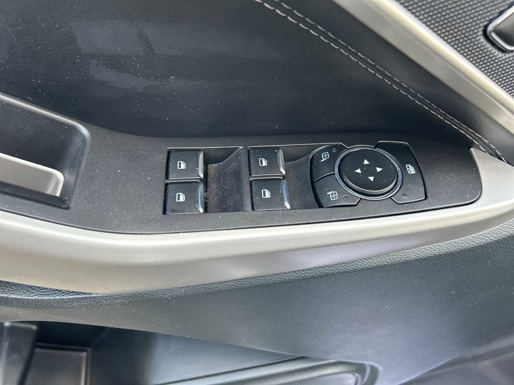 Used 2023 Ford Explorer XLT w/ Equipment Group 202A RWD image 22