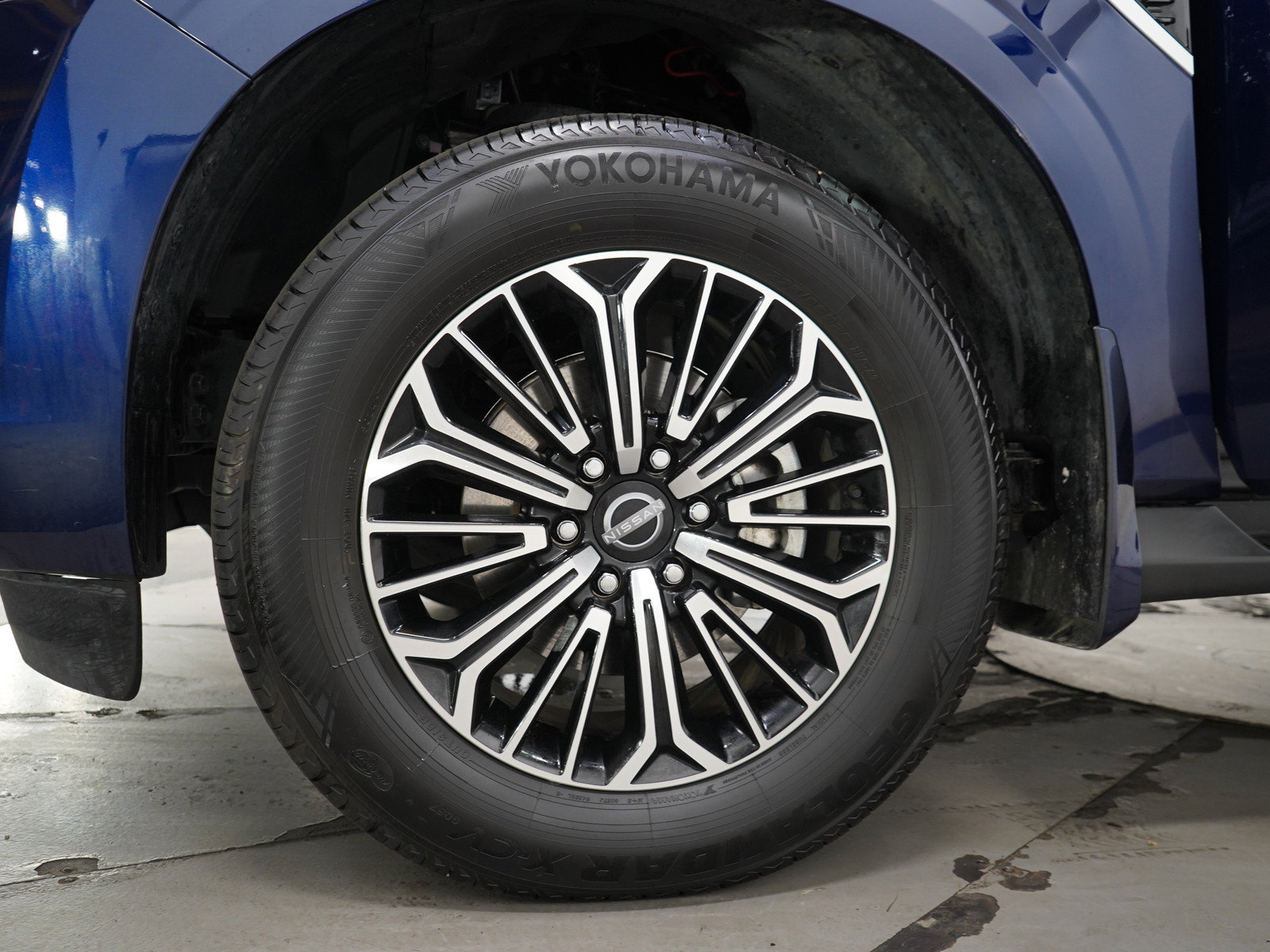 Certified 2025 Nissan Armada Platinum AWD/4WD image 33