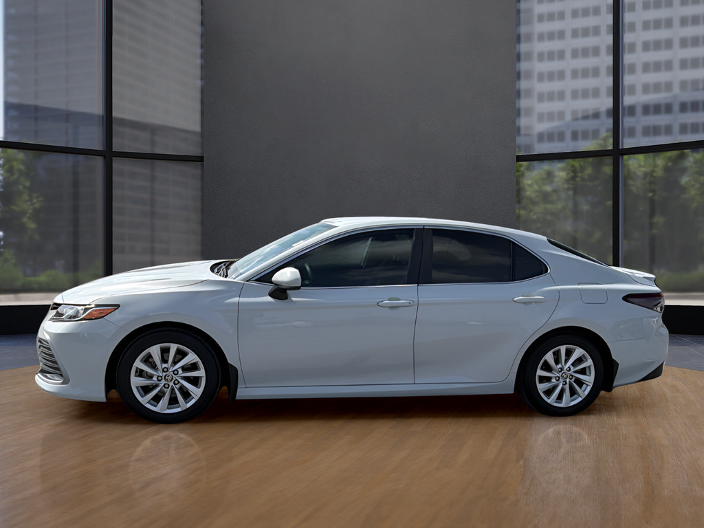 Used 2024 Toyota Camry LE FWD image 13