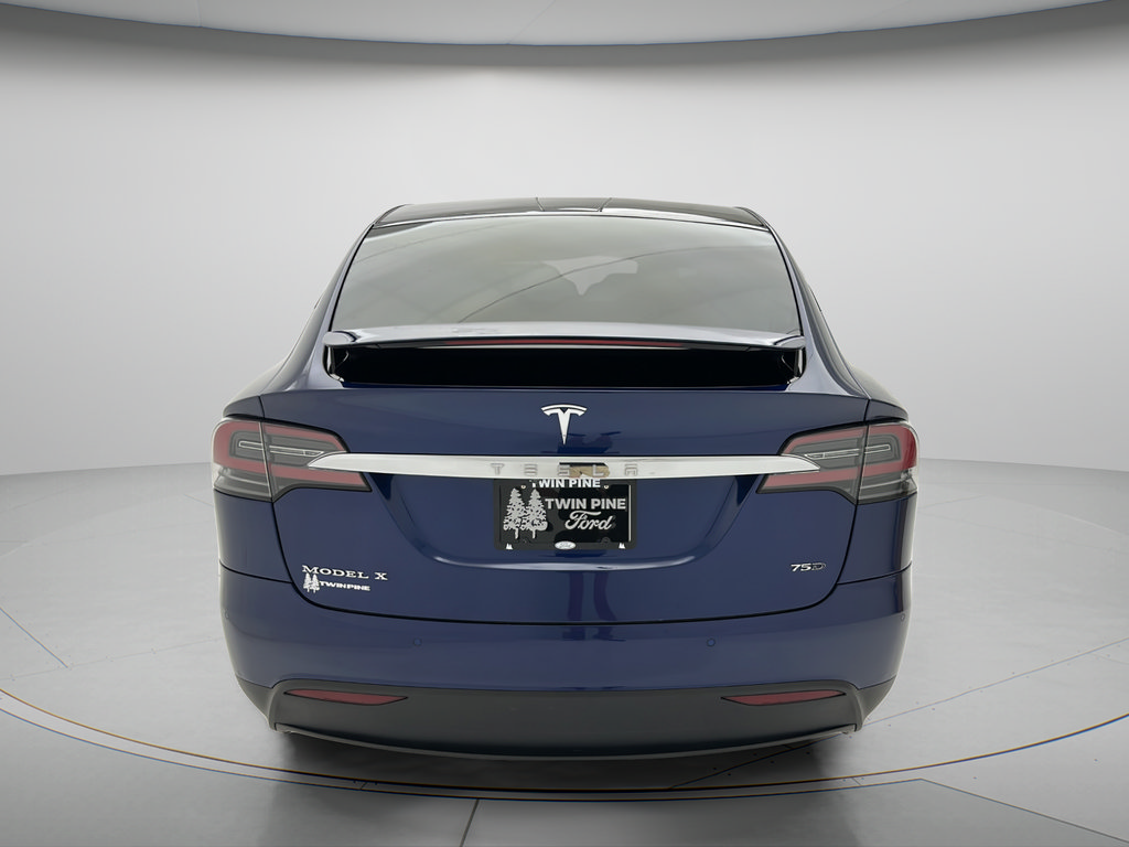 Used 2018 Tesla Model X 75D AWD/4WD image 4