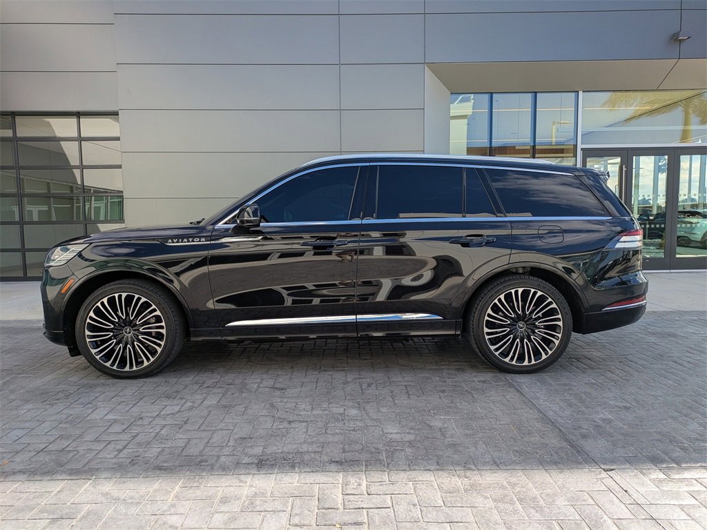 Certified 2025 Lincoln Aviator Black Label image 7