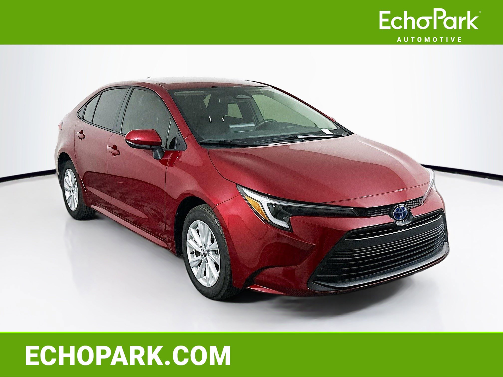 Used 2025 Toyota Corolla LE w/ LE Premium Package image 1