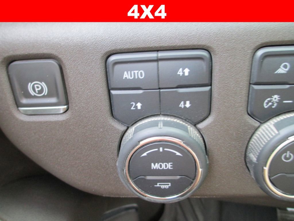 Used 2023 Chevrolet Silverado 1500 LTZ AWD/4WD image 31