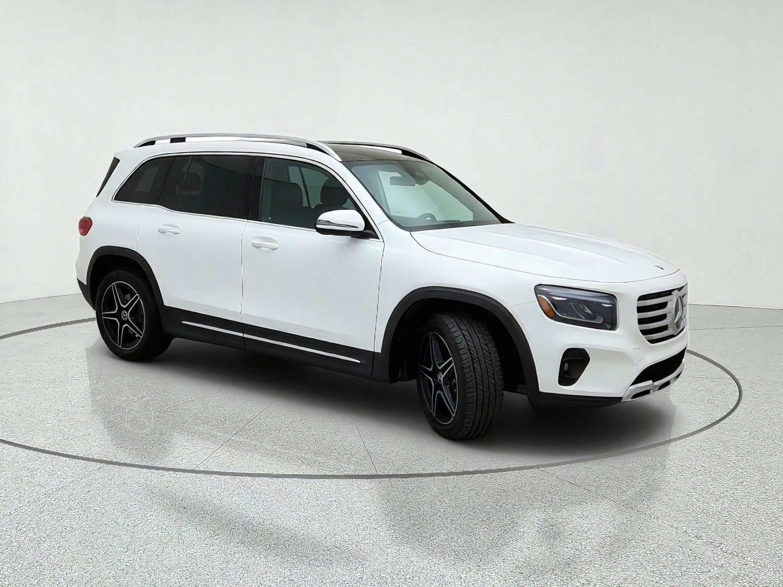 Certified 2026 Mercedes-Benz GLB 250 image 5