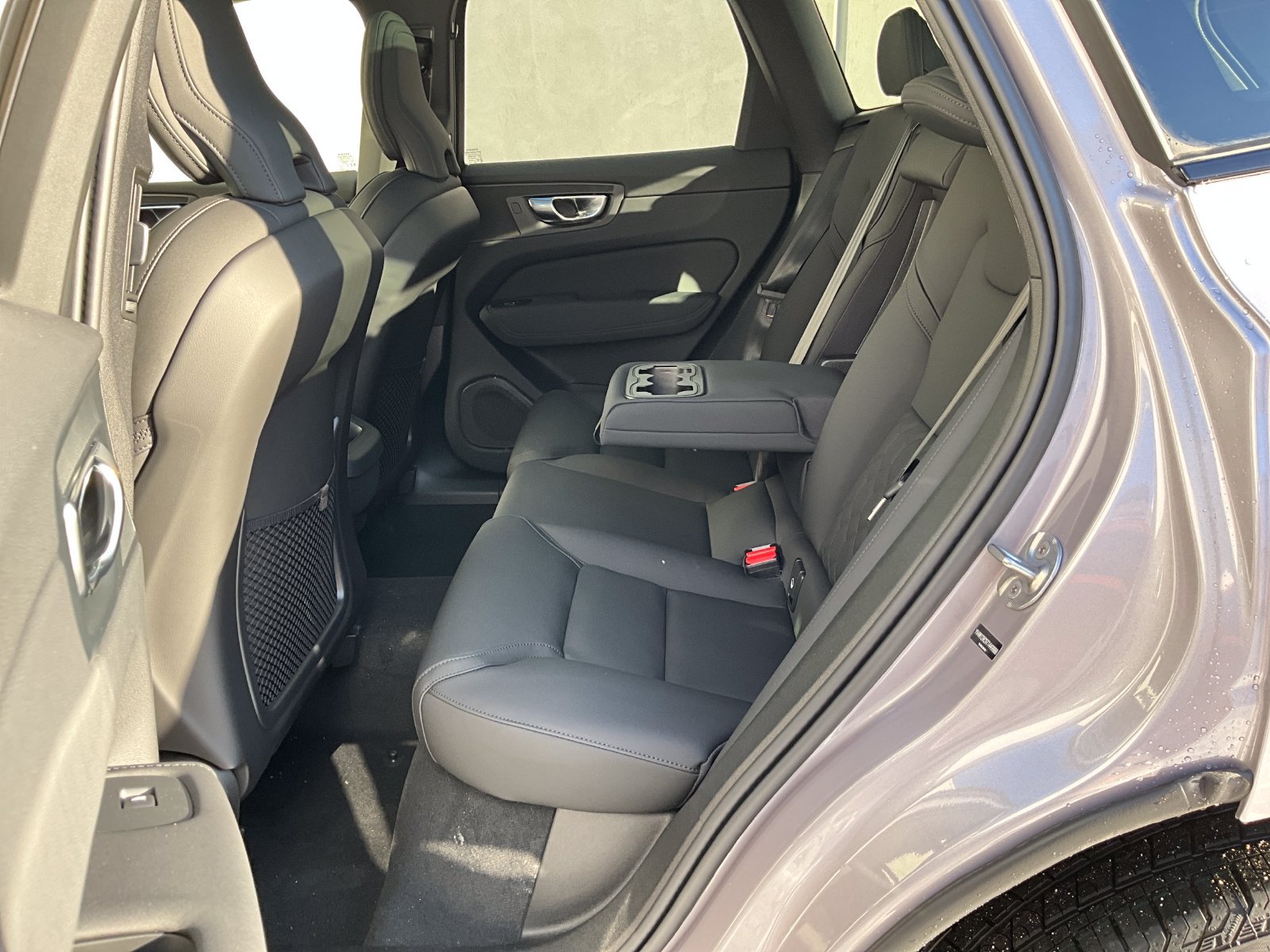 New 2026 Volvo XC60 B5 Plus w/ Protection Package Premier AWD/4WD image 28