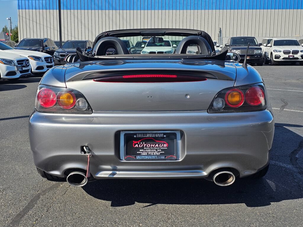 Used 2004 Honda S2000 image 4