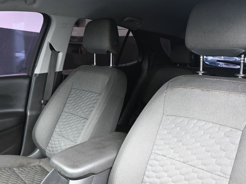Used 2020 Chevrolet Equinox LT image 25