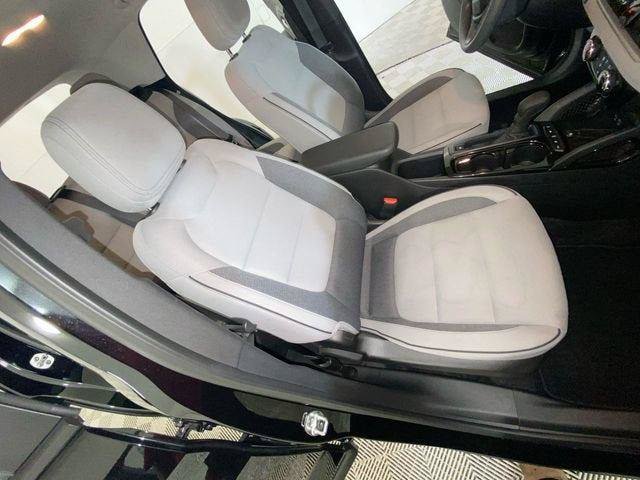 Used 2025 Chevrolet TrailBlazer LT AWD/4WD image 15