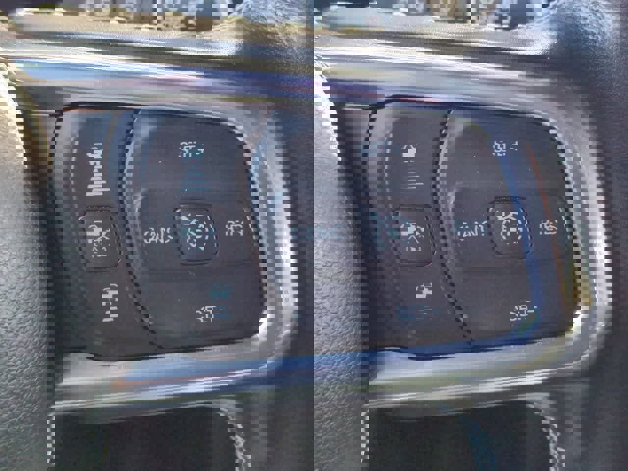 Used 2021 Jeep Wrangler Unlimited Sahara image 25