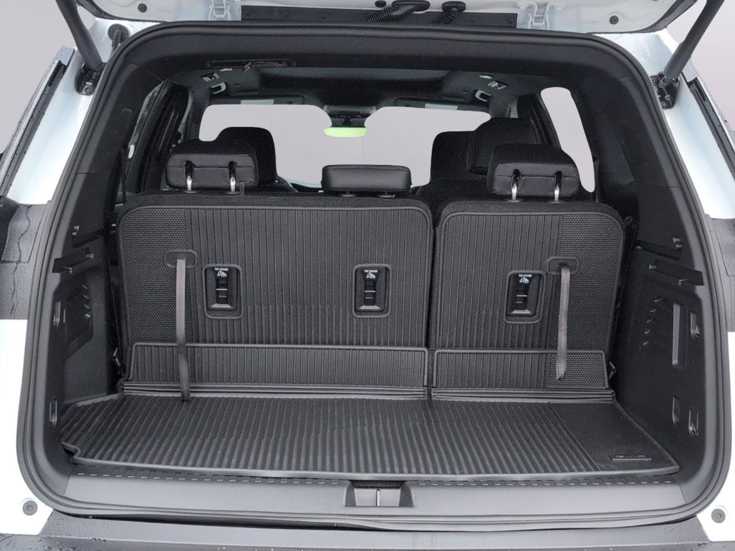 New 2026 GMC Acadia Elevation w/ Black Edition FWD image 23